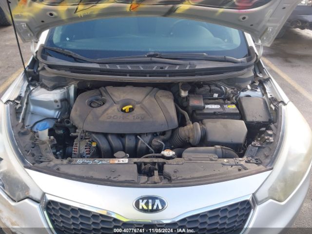 Photo 9 VIN: KNAFK4A69F5297986 - KIA FORTE 