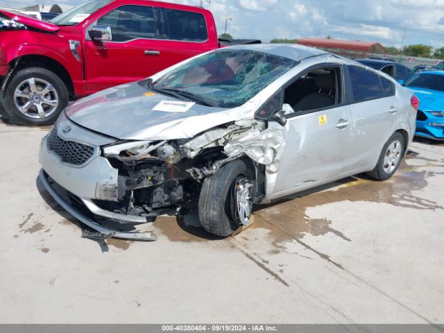 Photo 1 VIN: KNAFK4A69F5299933 - KIA FORTE 