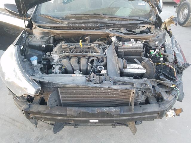 Photo 6 VIN: KNAFK4A69F5311899 - KIA FORTE LX 