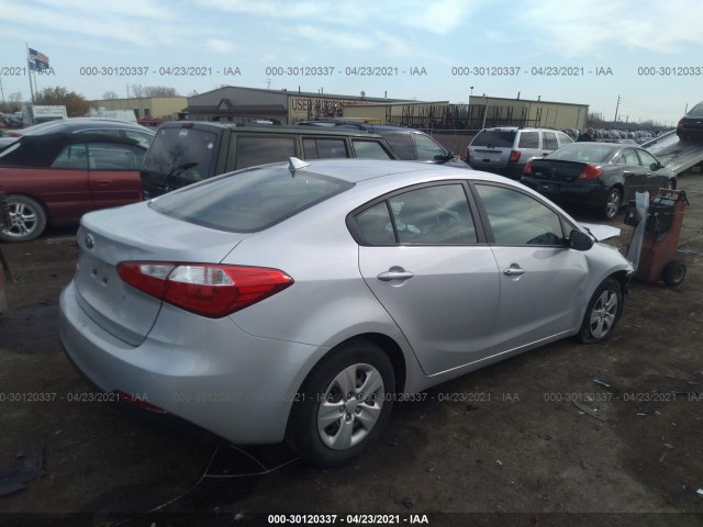 Photo 3 VIN: KNAFK4A69F5368359 - KIA FORTE 