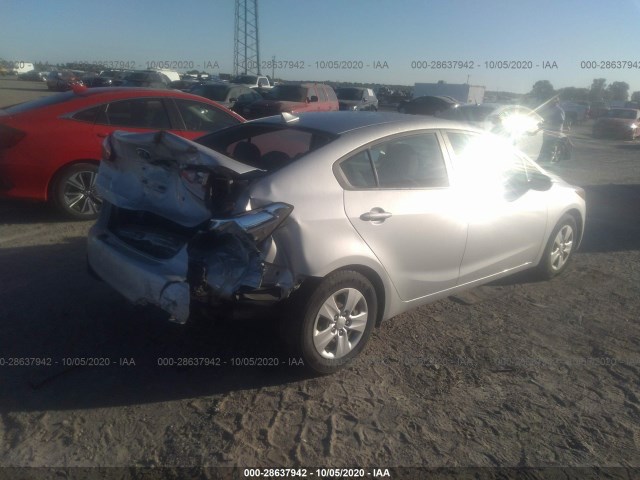 Photo 3 VIN: KNAFK4A69F5371875 - KIA FORTE 