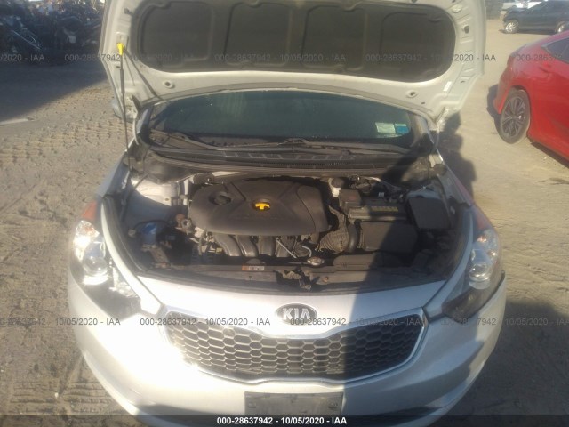 Photo 9 VIN: KNAFK4A69F5371875 - KIA FORTE 