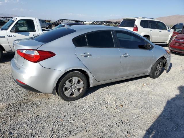 Photo 2 VIN: KNAFK4A69F5375912 - KIA FORTE 