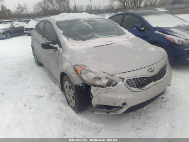 Photo 5 VIN: KNAFK4A69F5394007 - KIA FORTE 