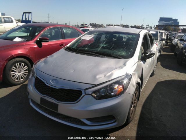 Photo 5 VIN: KNAFK4A69F5394606 - KIA FORTE 