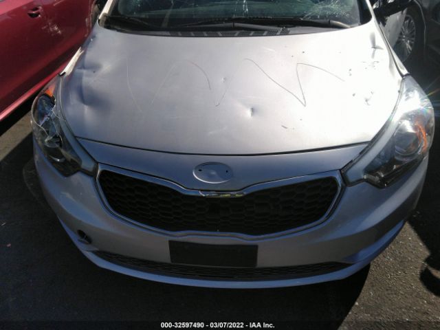 Photo 9 VIN: KNAFK4A69F5394606 - KIA FORTE 