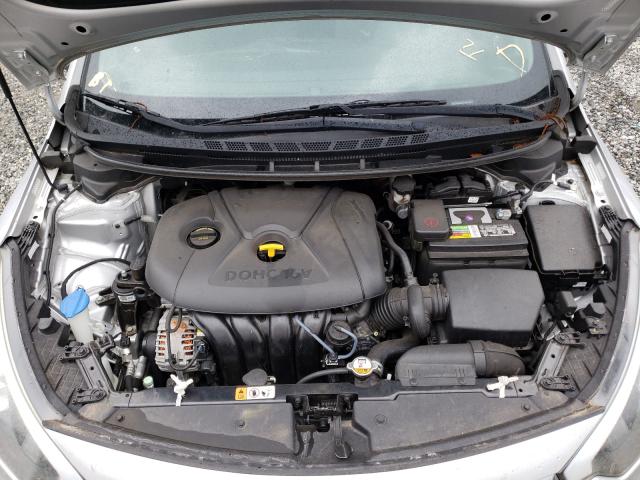 Photo 6 VIN: KNAFK4A69F5405104 - KIA FORTE LX 