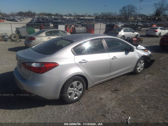 Photo 3 VIN: KNAFK4A69F5406009 - KIA FORTE 