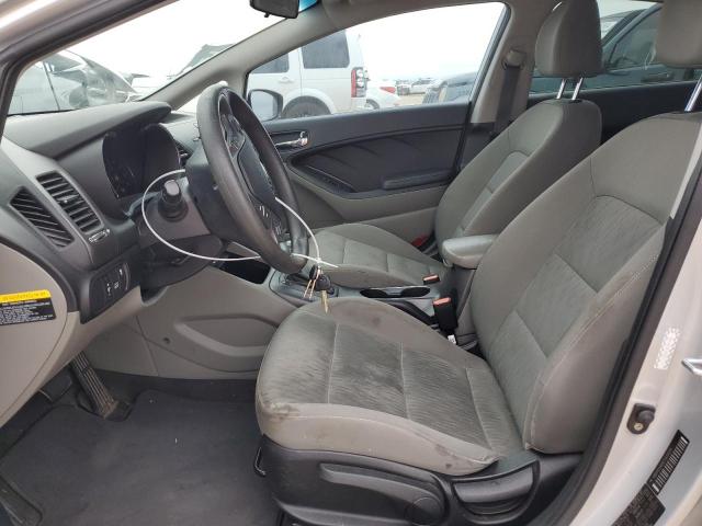 Photo 6 VIN: KNAFK4A69F5429239 - KIA FORTE LX 