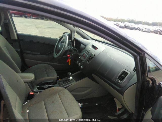 Photo 4 VIN: KNAFK4A69F5430794 - KIA FORTE 