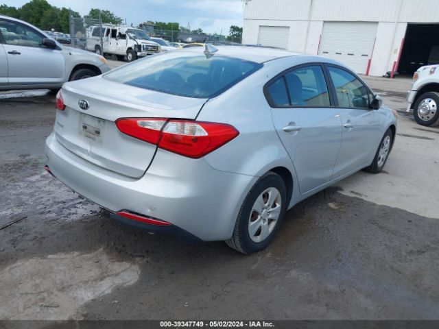 Photo 3 VIN: KNAFK4A69G5501641 - KIA FORTE 