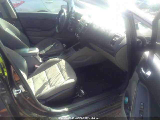 Photo 4 VIN: KNAFK4A69G5538026 - KIA FORTE 