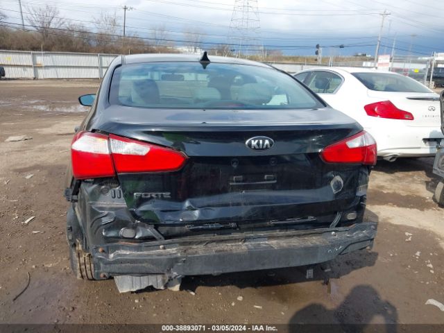 Photo 5 VIN: KNAFK4A69G5539113 - KIA FORTE 