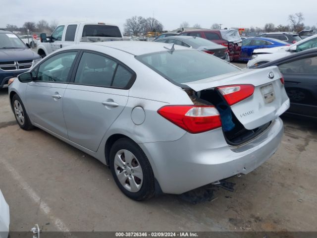 Photo 2 VIN: KNAFK4A69G5539757 - KIA FORTE 