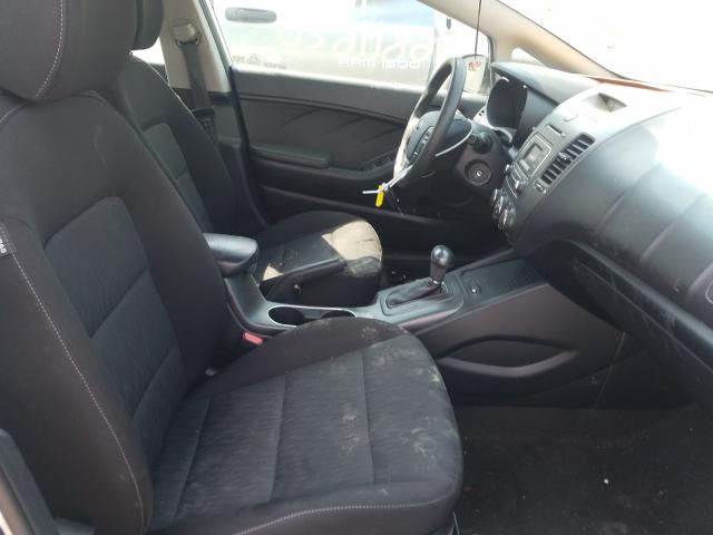 Photo 4 VIN: KNAFK4A69G5567526 - KIA FORTE LX 