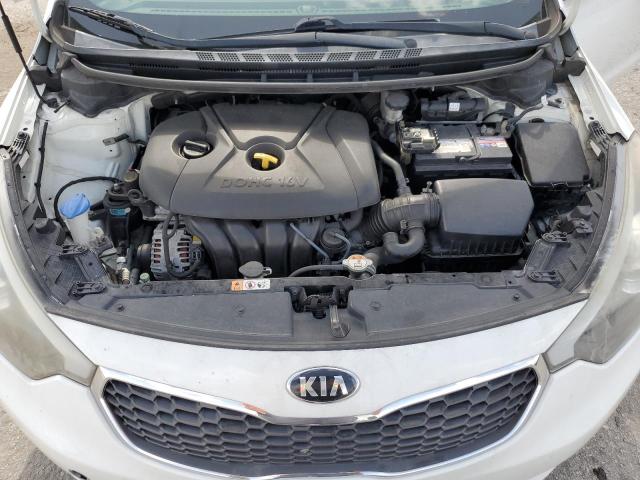 Photo 10 VIN: KNAFK4A69G5570765 - KIA FORTE LX 