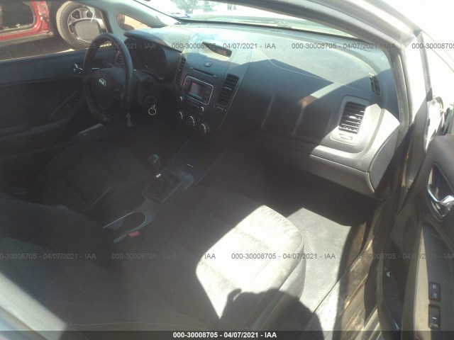 Photo 4 VIN: KNAFK4A69G5616823 - KIA FORTE 