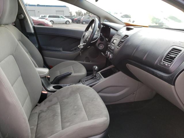 Photo 4 VIN: KNAFK4A6XE5091137 - KIA FORTE LX 