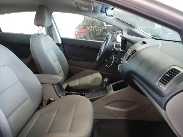 Photo 4 VIN: KNAFK4A6XE5139218 - KIA FORTE LX 