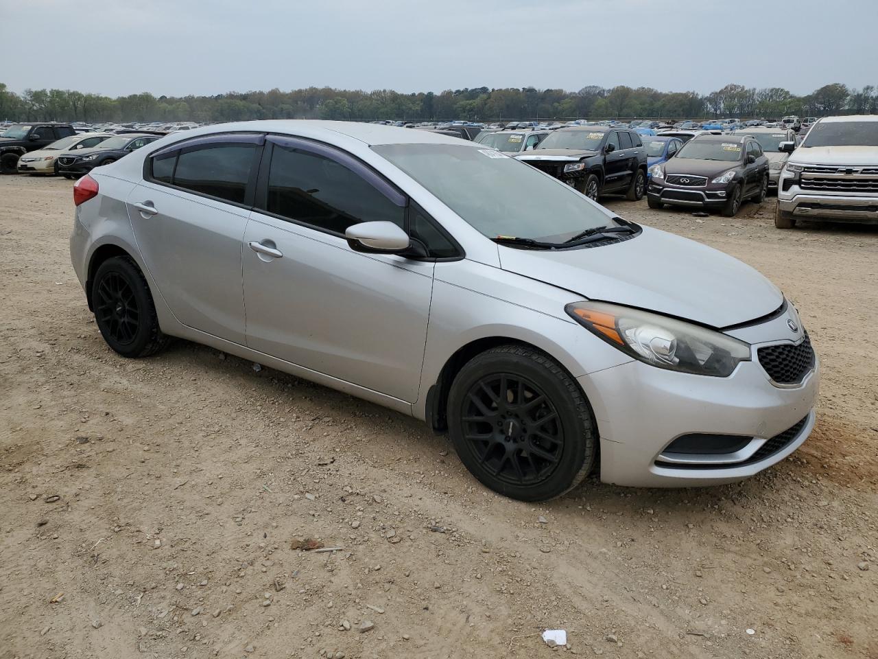 Photo 3 VIN: KNAFK4A6XE5159937 - KIA FORTE 