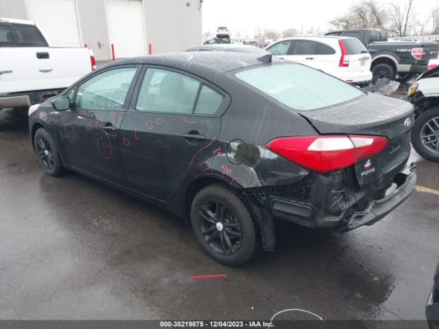 Photo 2 VIN: KNAFK4A6XE5186457 - KIA FORTE 