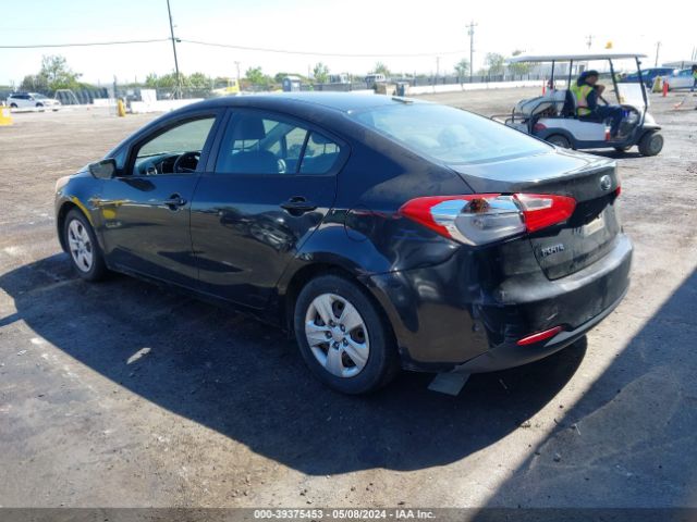 Photo 2 VIN: KNAFK4A6XF5260820 - KIA FORTE 