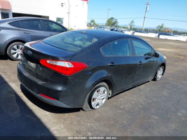 Photo 3 VIN: KNAFK4A6XF5260820 - KIA FORTE 