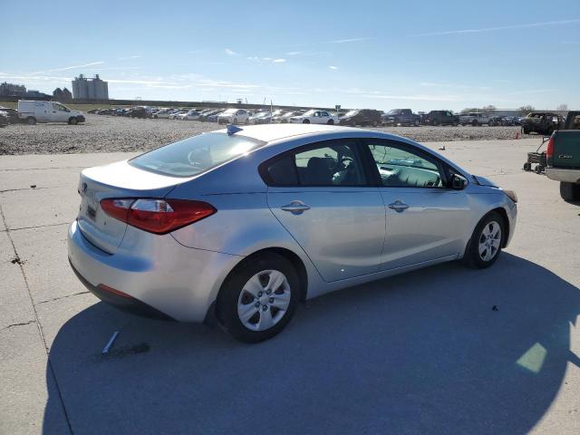 Photo 2 VIN: KNAFK4A6XF5295230 - KIA FORTE 