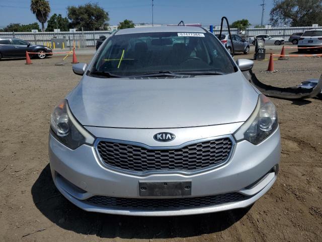 Photo 4 VIN: KNAFK4A6XF5344412 - KIA FORTE LX 