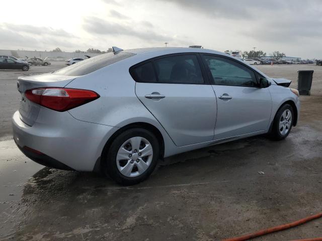 Photo 2 VIN: KNAFK4A6XF5361047 - KIA FORTE 