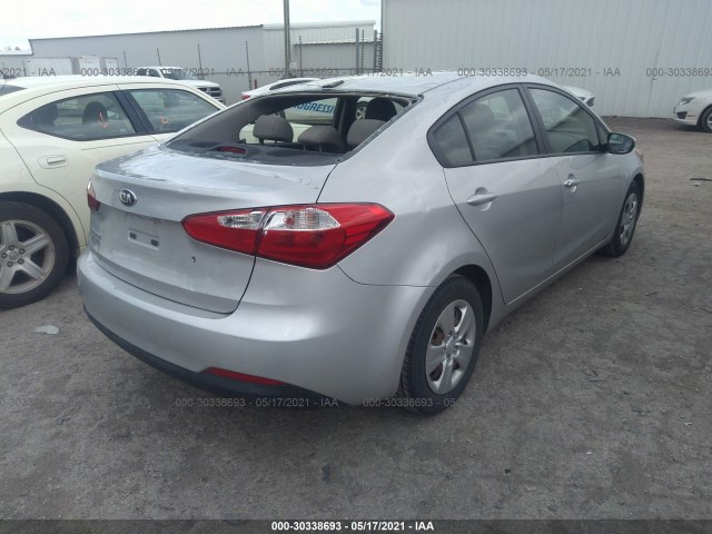 Photo 3 VIN: KNAFK4A6XF5363462 - KIA FORTE 