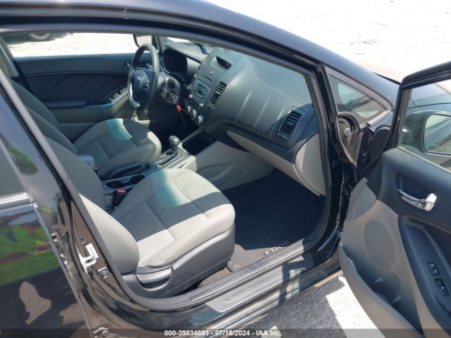 Photo 4 VIN: KNAFK4A6XF5381590 - KIA FORTE 