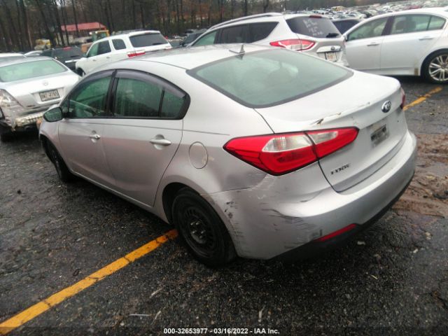 Photo 2 VIN: KNAFK4A6XF5403331 - KIA FORTE 