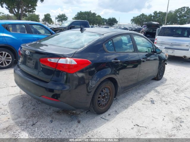 Photo 3 VIN: KNAFK4A6XF5432943 - KIA FORTE 