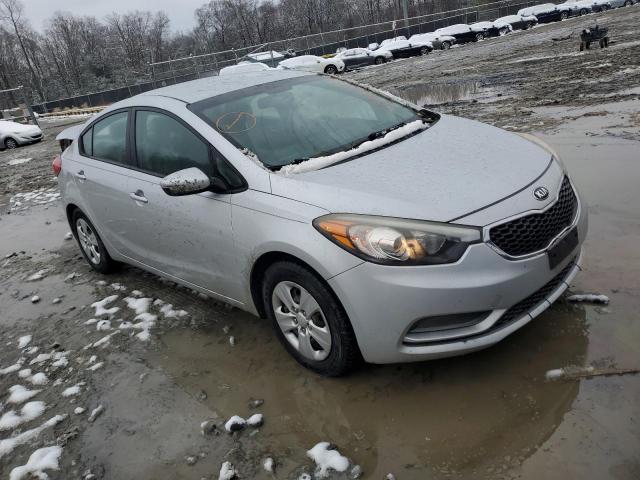 Photo 3 VIN: KNAFK4A6XF5435227 - KIA FORTE 