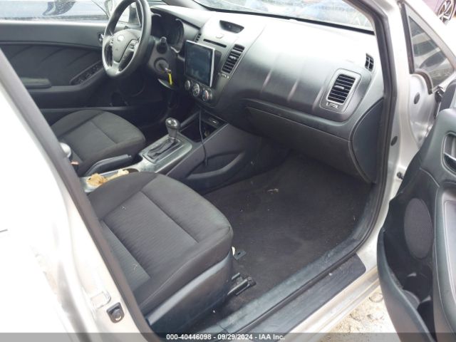 Photo 4 VIN: KNAFK4A6XG5508999 - KIA FORTE 