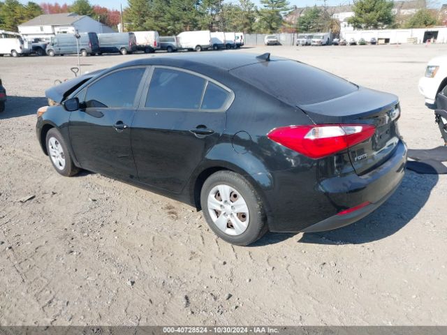 Photo 2 VIN: KNAFK4A6XG5538116 - KIA FORTE 