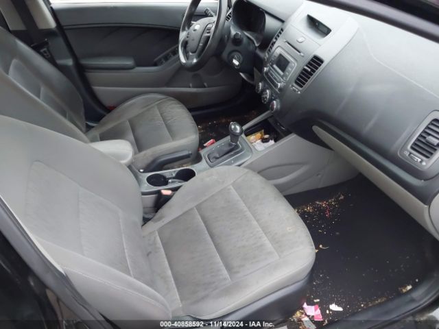 Photo 4 VIN: KNAFK4A6XG5540111 - KIA FORTE 