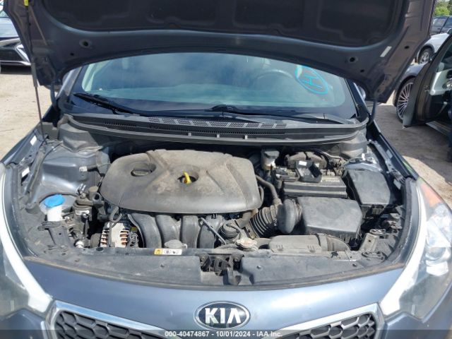 Photo 9 VIN: KNAFK4A6XG5586277 - KIA FORTE 