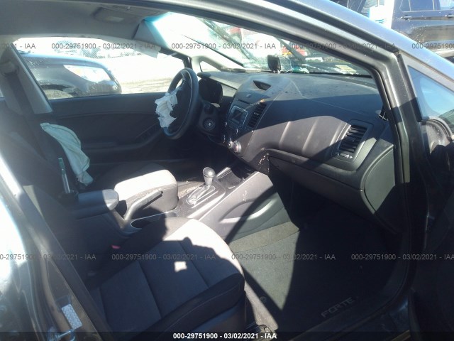 Photo 4 VIN: KNAFK5A80G5636143 - KIA FORTE 5-DOOR 