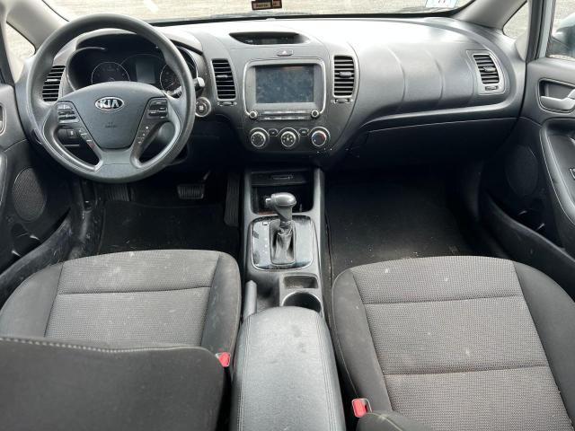 Photo 8 VIN: KNAFK5A80H5669614 - KIA FORTE LX 