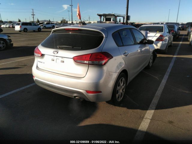 Photo 3 VIN: KNAFK5A80H5690818 - KIA FORTE5 