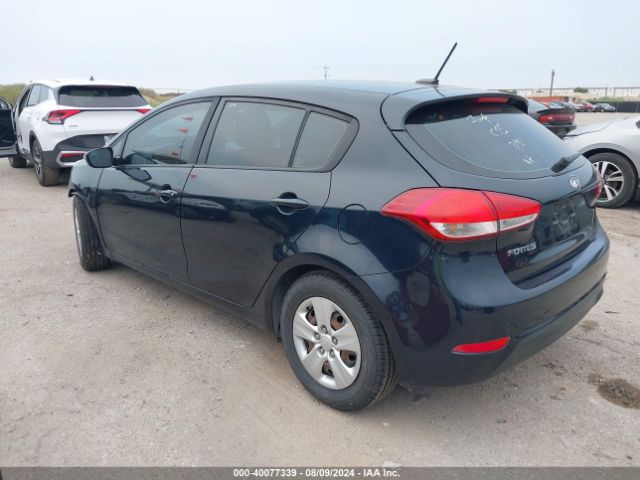 Photo 2 VIN: KNAFK5A80H5721288 - KIA FORTE 