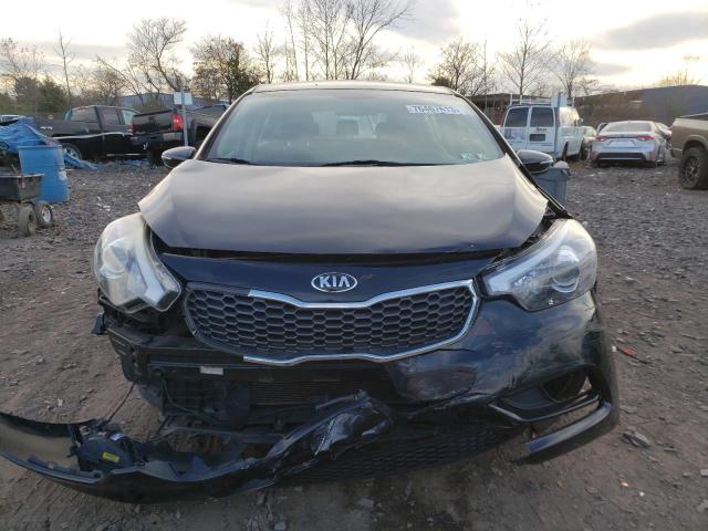 Photo 4 VIN: KNAFK5A81G5570363 - KIA FORTE 