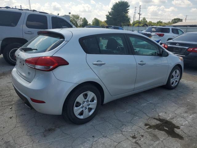 Photo 2 VIN: KNAFK5A81G5635437 - KIA FORTE 