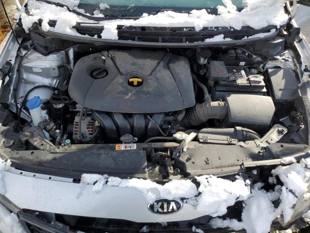 Photo 10 VIN: KNAFK5A81H5673543 - KIA FORTE LX 