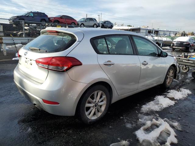 Photo 2 VIN: KNAFK5A81H5673543 - KIA FORTE LX 