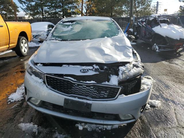 Photo 4 VIN: KNAFK5A81H5673543 - KIA FORTE LX 