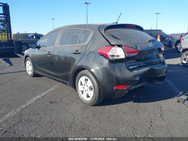 Photo 2 VIN: KNAFK5A81H5705424 - KIA FORTE 