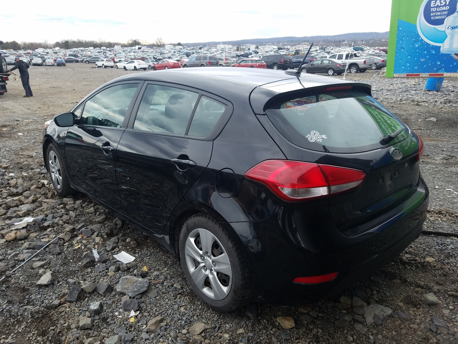 Photo 2 VIN: KNAFK5A82G5605475 - KIA FORTE LX 